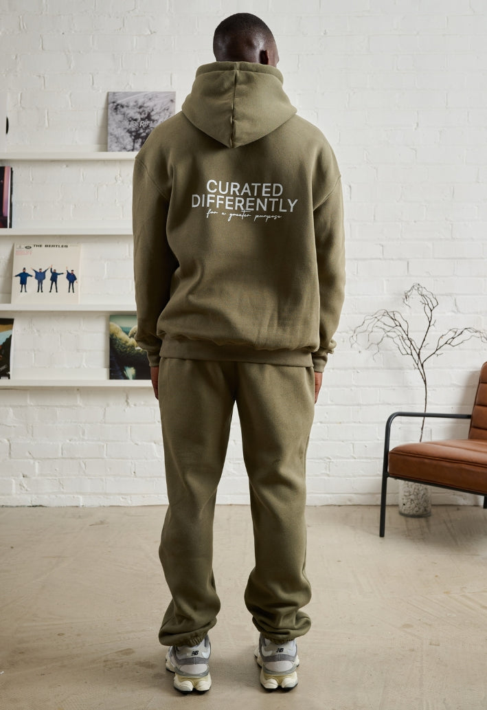Curated Differently Set – AS (Army Green)